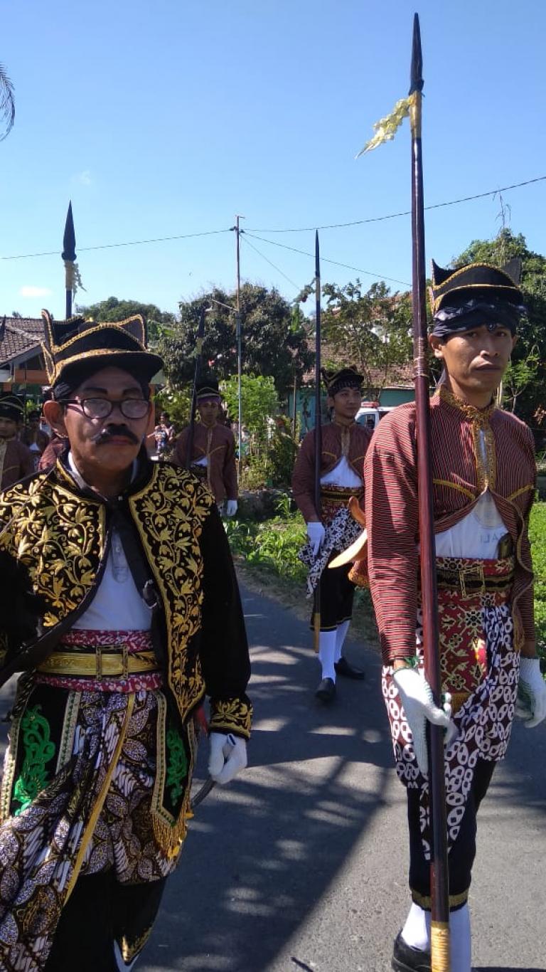 KIRAB BUDAYA MENYAMBUT HUT RI KE 74
